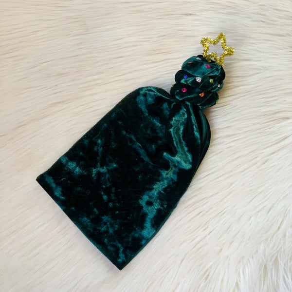 Christmas Tree Wrap // Top Knot Piggies